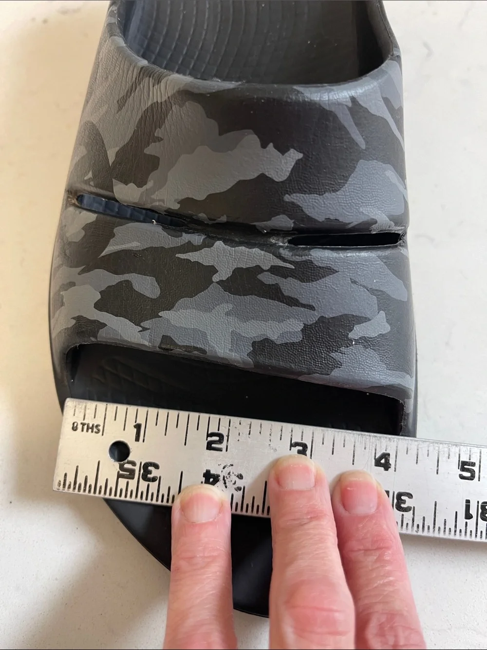 Oofos OOahh MEN'S SPORT SLIDE Black Grey Camo Size 9